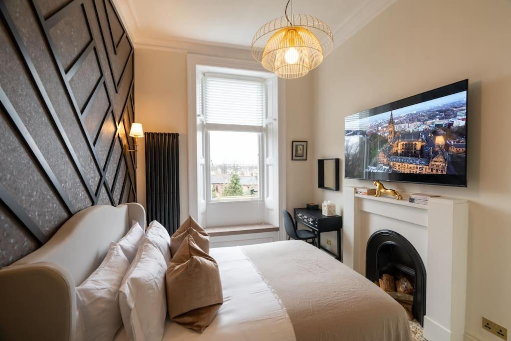 The Devonshire Suite - Your 5 Star West End Stay! Glasgow Exterior photo
