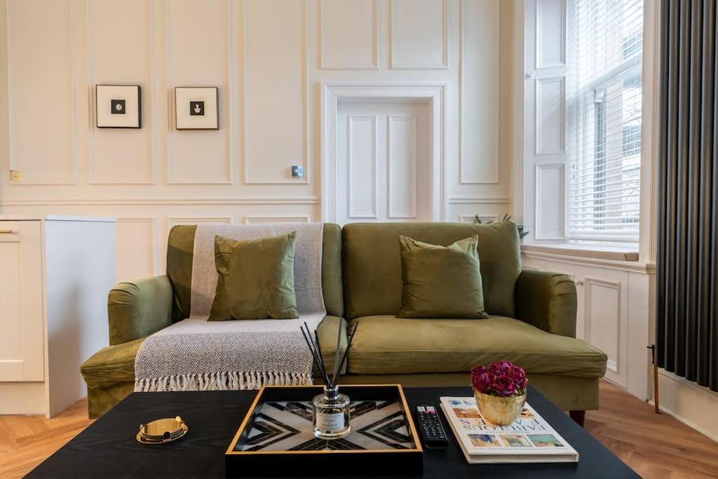 The Devonshire Suite - Your 5 Star West End Stay! Glasgow Exterior photo